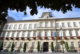Ustavny sud prijal staznost k odmietnutemu referendu o sankciach voci Rusku