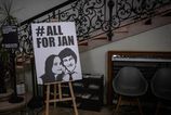 Investigativne centrum Jana Kuciaka Pocet utokov na novinarov opat narasta Nenavist v spolocnosti normalizuju aj politici
