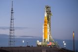 NASA uspesne dokonila kov test tankovania megarakety SLS m si pripravila cestu na marov misiu Artemis II