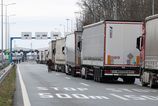 Nakladna doprava na konci roka 2025 klesla ale objemy prepravy tovaru rastli