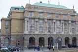 Policia zasahovala na Karlovej univerzite v Prahe Zadrzali zamestnanca pre vyhrazy studentom a zamestnancom