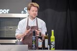 Bas van Kranen Ked som vyhodil z kuchyne maslo a smotanu prve menu bolo katastrofou Dnes by ste nepoznali rozdiel