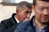 Ceska Poslanecka snemovna rozhodla ze nevydia premiera Andreja Babisa ani Tomia Okamuru na trestne stihanie
