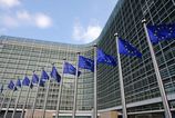 Europkasa komisia pozastavila bezvizovy styk pre gruzinskych diplomatov v dosledku upadku demokracie