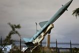 Iran vypustil dve balisticke rakety na zakladnu USA a Britanie Utok ukazal dlhsi dosah zbrani