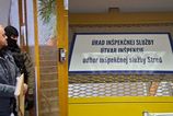 Zadrzani curillovci stravili noc v policajnich celah advokat kubina ich chce zastupovat aj ked inspekcia je proti