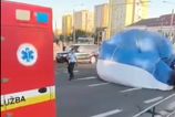 Drama na kosickom nebi Po zrazke dvoch balnov musel jeden nudzovo pristt pri nakupnom centre