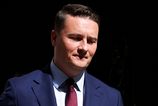 Vzbura medzi labouristami Britsky minister zdravotnictva Wes Streeting rezignoval a otvorene kritizuje vladu Keira Starmera