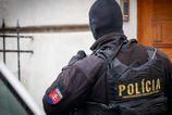 protidrogova akcia pulec v trnave a zvoncine zaistili drogy zbrane a vybusniny