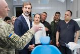 Juraj Blanar na Ukrajine daroval lekarske pristroje v hodnote statisicov eur a vyzdvihol pracu miestnych lekarov