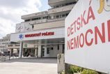 Na Slovensku sa narodili siamske dvojiky dievat s zlepen panvami