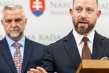 Robert Fico pohrozil progresivcom Ak siahnete na Gaspara my pojdeme po Dubecim