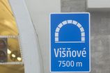 Doprava v tuneli Visnove v smere od Martina bola zastavena z dovodu nehody