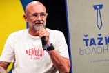 Tazky rozhovor s Bardym V politike dnes staci byt zakerak