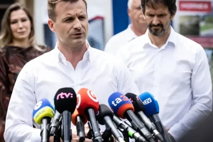 Advokát chcel od štátu 16 500 eur za hodinu. Šéf úradu vlády narazil
