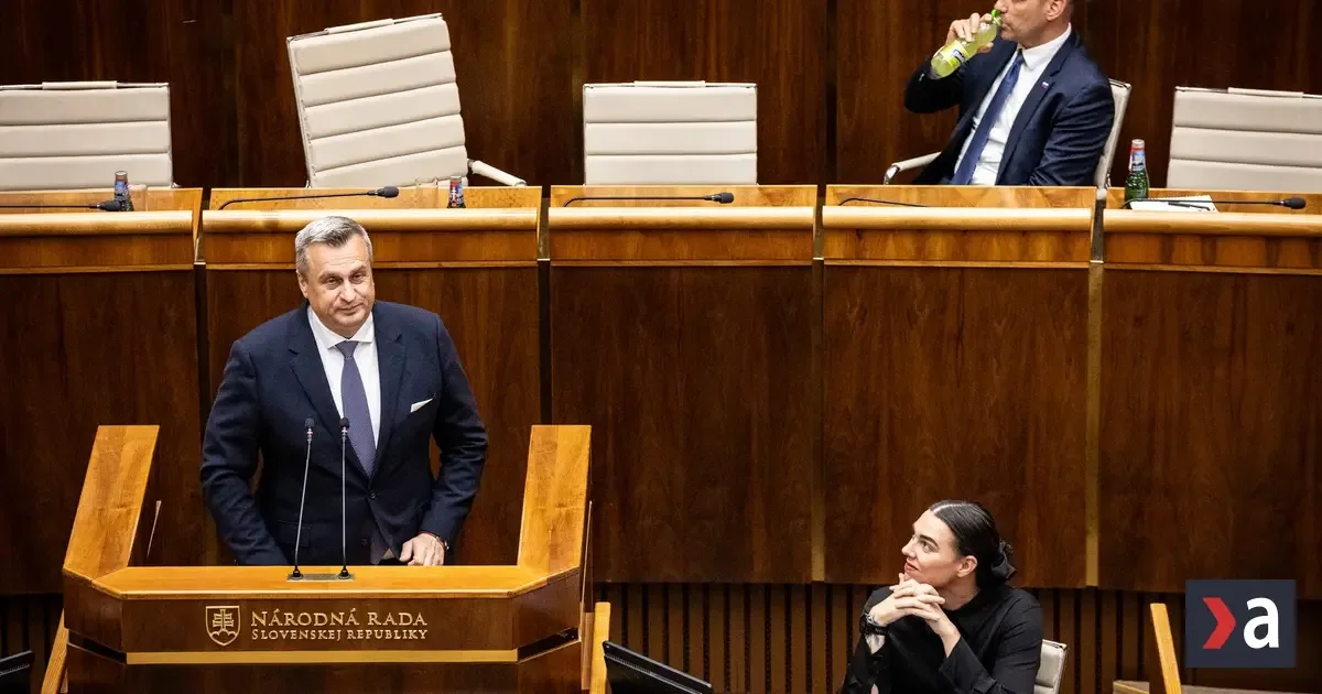 Danko sa teší na Tarabovu stranu, minister mu pripomenul semafor