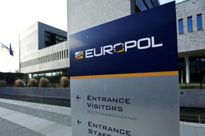 Europol zadržal šesť osôb za prevádzačstvo migrantov v štyroch krajinách
