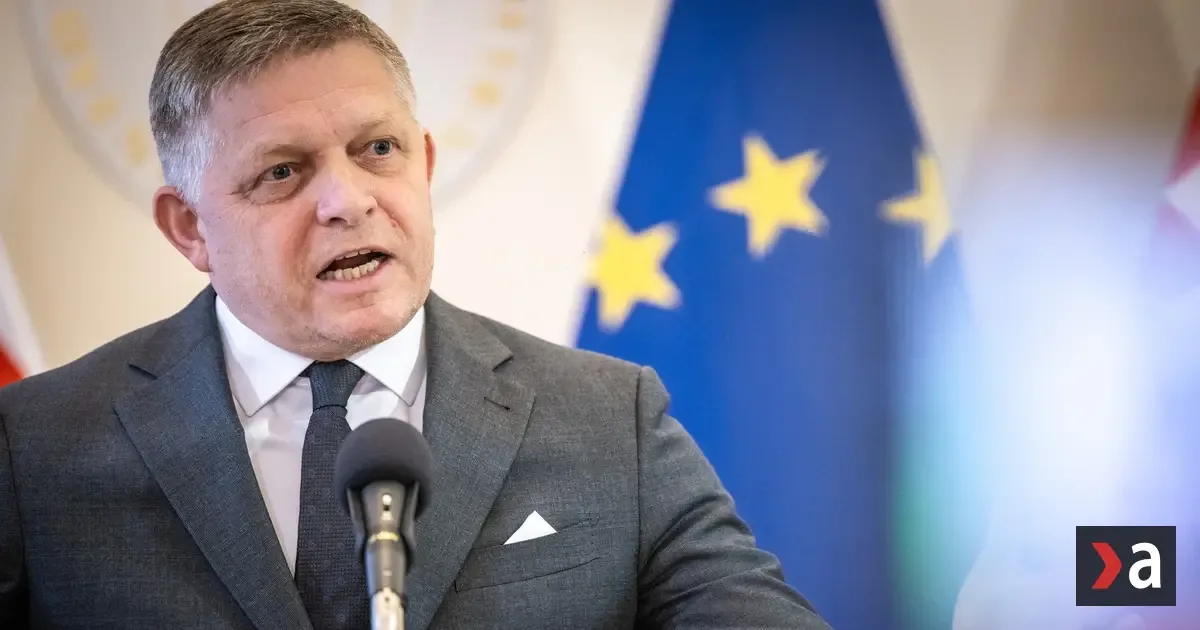 Fico pohrozil rozpadom vlády pre rozpočet. Nenechá sa vraj vydierať Hlasom a SNS
