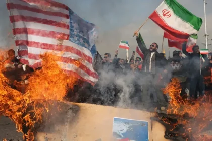Irán chce otvoriť kľúčový prieliv, čo ovplyvní aj ceny benzínu