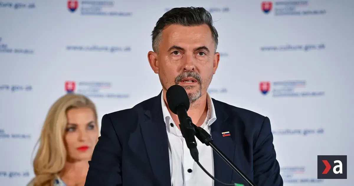 Líder progresívcov: Machala by mal skončiť v Rade STVR, tvrdí šéf Hlasu