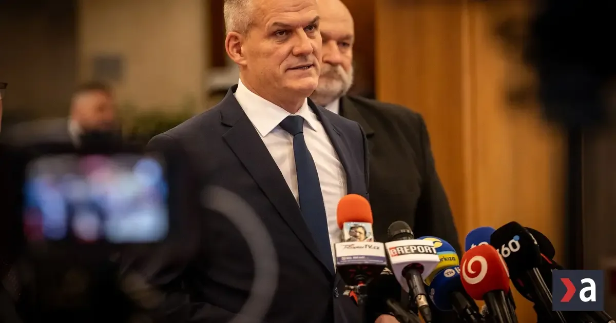 Nepočujúci budú môcť požiadať o zbrojné preukazy E a F, poslanci schválili zmenu zákona