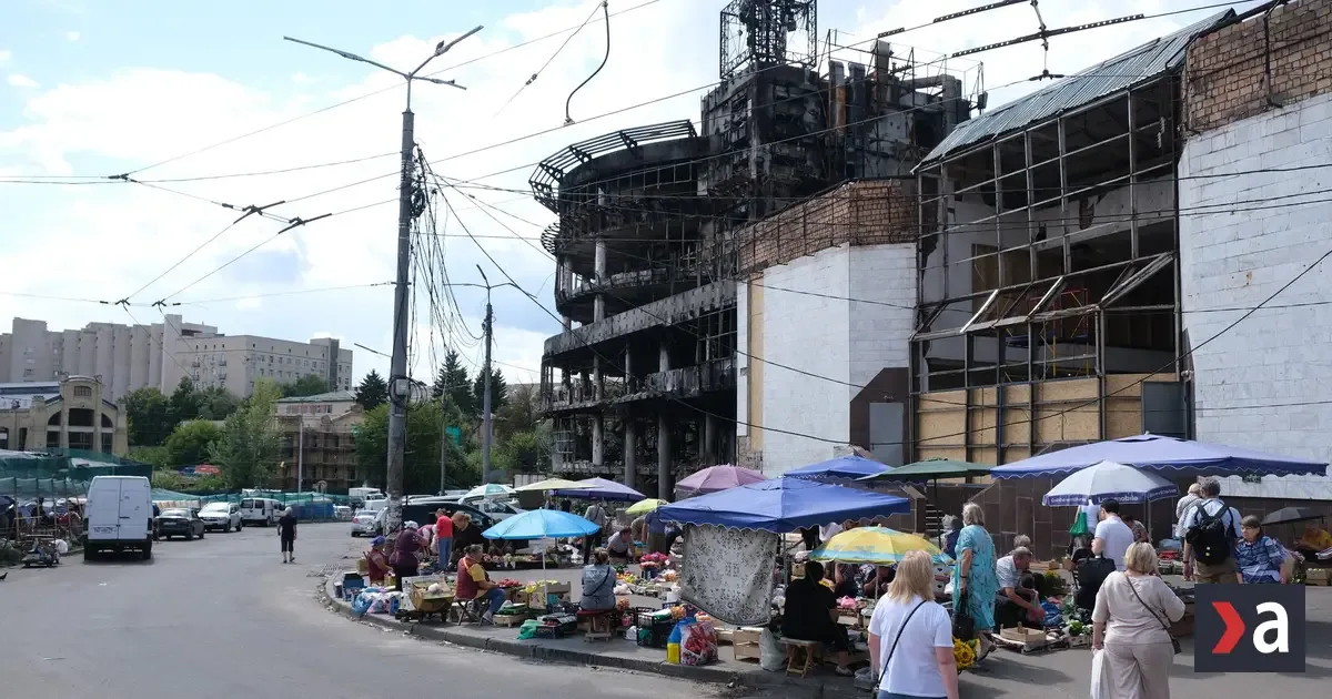 Ničenie pri nákupe. Ako ruský útok zdevastoval slávne kyjevské trhovisko