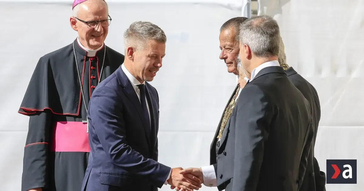 Pápež Lev XIV. prijal maďarského premiéra Magyara, ktorý ho pozval do Maďarska
