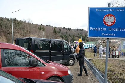 Poľsko stavia na hraniciach s Ukrajinou obranné opevnenia proti dronom