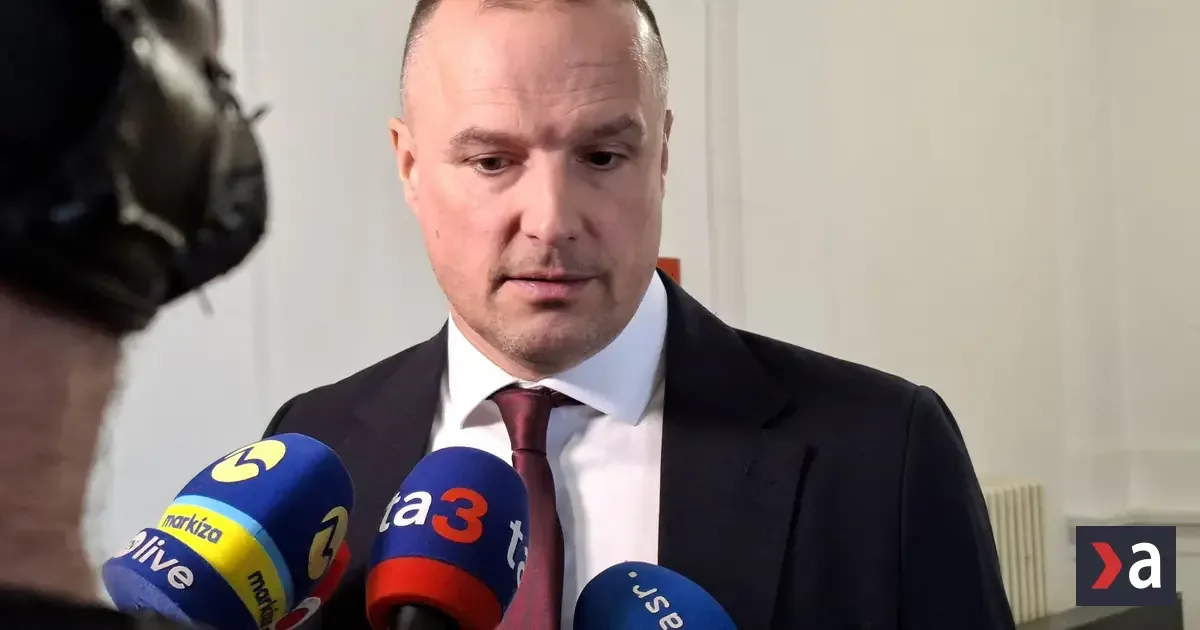 Poradca premiéra David Lindtner sa začiatkom novembra postaví pred odvolací súd