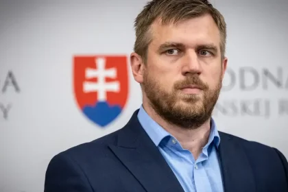 Taraba končí, Kuffa čaká. Fico a Pellegrini riešia výmenu na envirorezorte