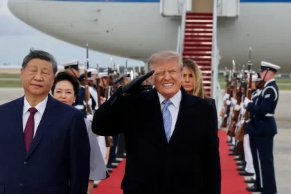 Trump pred Si Ťin-pchingom spomenul predaj zbraní Taiwanu, navrhol ich aj Číne