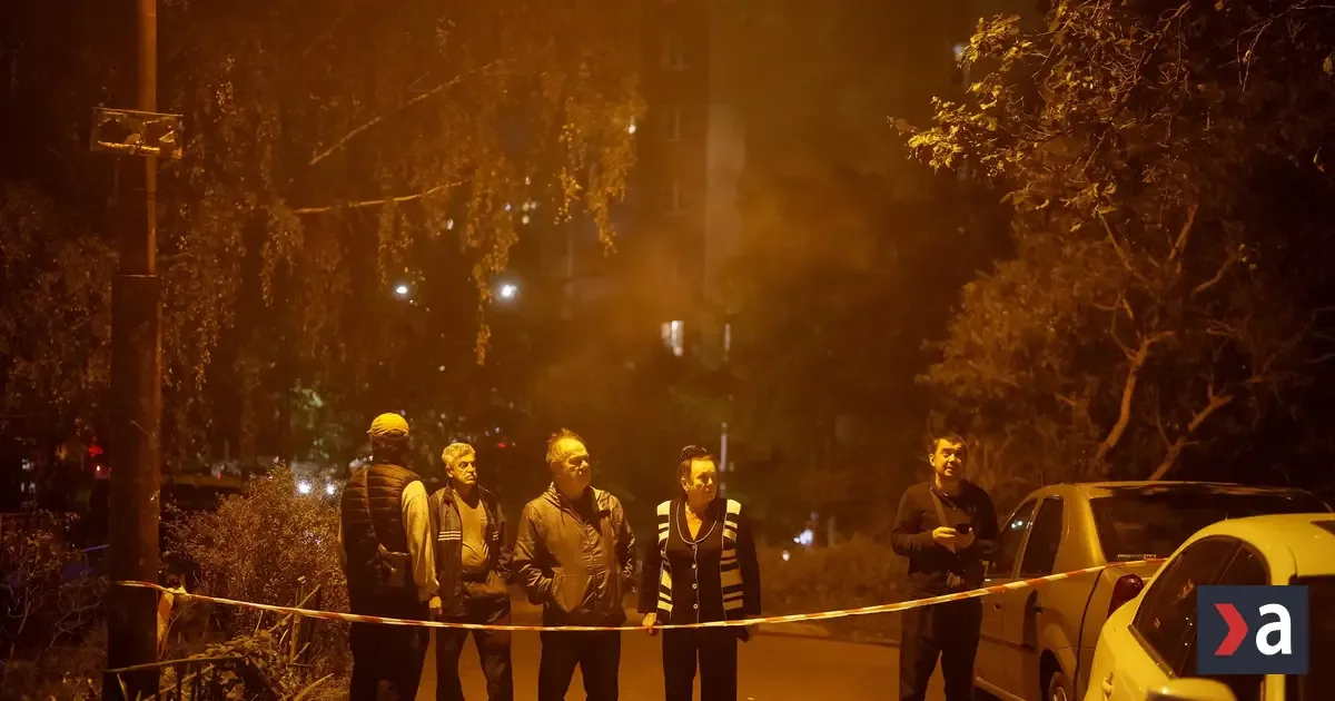 Útok na predmestie Kyjeva si vyžiadal obete, Zelenskyj obviňuje Moskvu z teroru