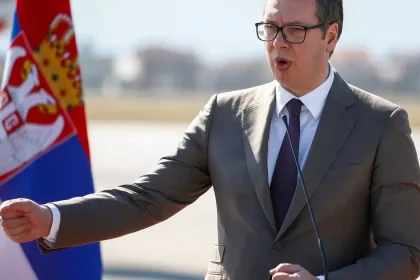 Vučič odstúpil z funkcie prezidenta. Chce sa vrátiť ako premiér