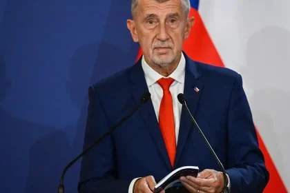 Babišov kabinet prežil aj druhé hlasovanie o nedôvere
