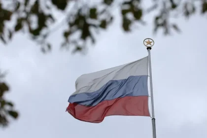 Moskva hrozí Kyjevu masívnymi útokmi a diplomatom odkazuje, aby opustili mesto