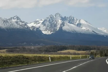 Západ Slovenska zasiahne dážď, východ čakajú mrazy